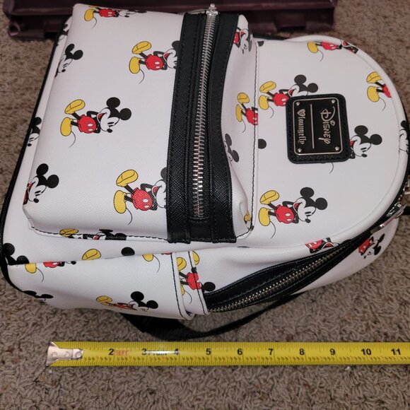 Loungefly Disney Classic Mickey Mouse All Over print Mini Backpack White Used - Picture 8 of 10